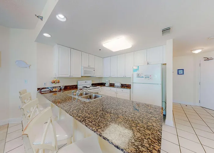Holiday home Gulf-front W Expansive Balcony Ac Wifi & Shared Pools Hot Tubs & Gym *