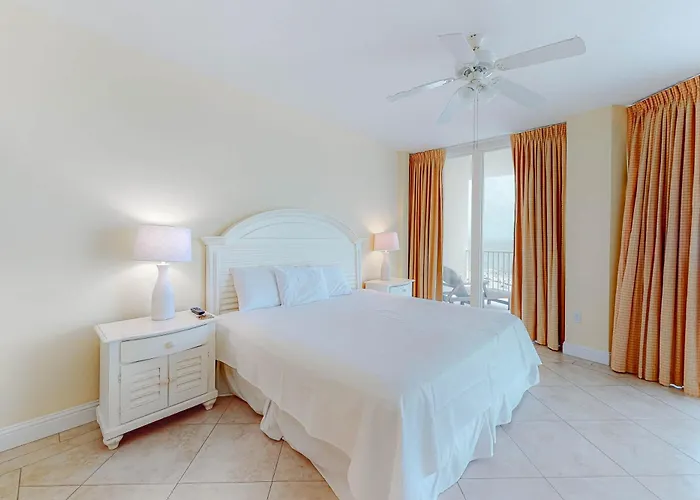 Holiday home Gulf-front W Expansive Balcony Ac Wifi & Shared Pools Hot Tubs & Gym