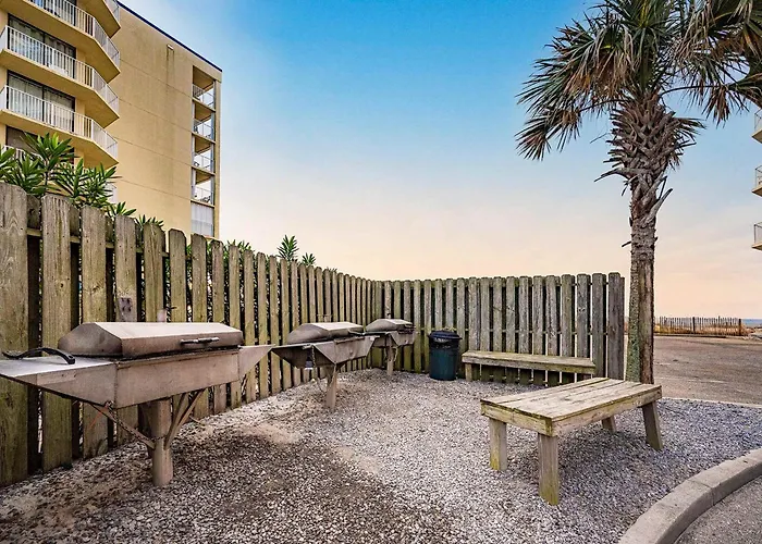 Holiday home Gulf-front W Expansive Balcony Ac Wifi & Shared Pools Hot Tubs & Gym *
