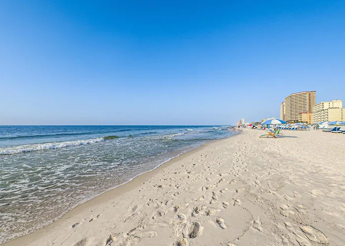Holiday home Gulf-front W Expansive Balcony Ac Wifi & Shared Pools Hot Tubs & Gym *